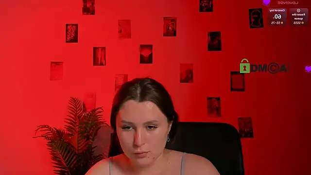 Snapshot of luna_noct chatting on July 11, 2026, 1:39 am luna noct online show from July 11, 2026, 1:39 am