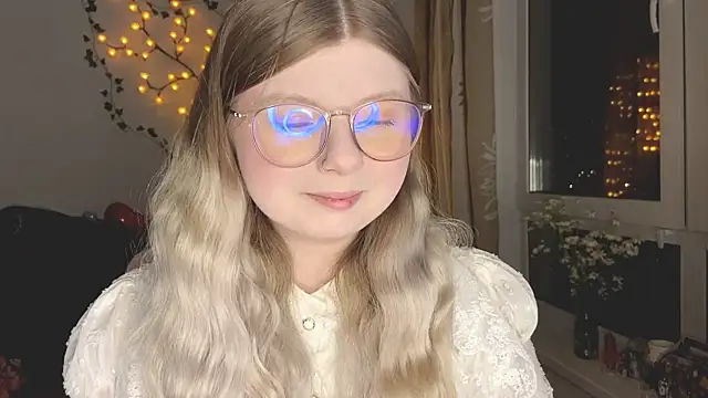 Snapshot of YukiBlush chatting on June 26, 2026, 8:58 pm YukiBlush online show from June 26, 2026, 8:58 pm