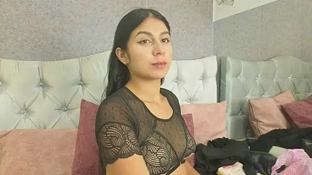 VictoriaaLopez online show from July 23, 2026, 1:08 pm