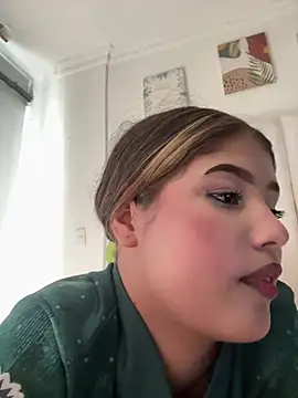 Snapshot of Zoe_rousse01 chatting on July 3, 2026, 9:32 pm Zoe rousse01 online show from July 3, 2026, 9:32 pm