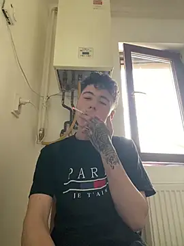 denysio89 online show from April 29, 2026, 5:11 am