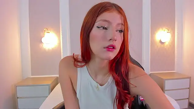 Snapshot of iara_miranda chatting on June 1, 2026, 12:16 pm iara miranda online show from June 1, 2026, 12:16 pm