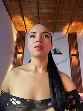 Snapshot of catalina_lafer chatting on June 18, 2026, 1:49 pm catalina lafer online show from June 18, 2026, 1:49 pm