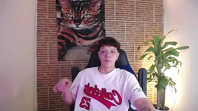 Snapshot of Asher_addamss_ chatting on July 15, 2026, 4:08 am Asher addamss online show from July 15, 2026, 4:08 am