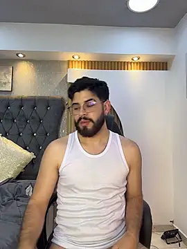 Snapshot of DomBoy_ chatting on May 19, 2026, 1:56 am DomBoy online show from May 19, 2026, 1:56 am