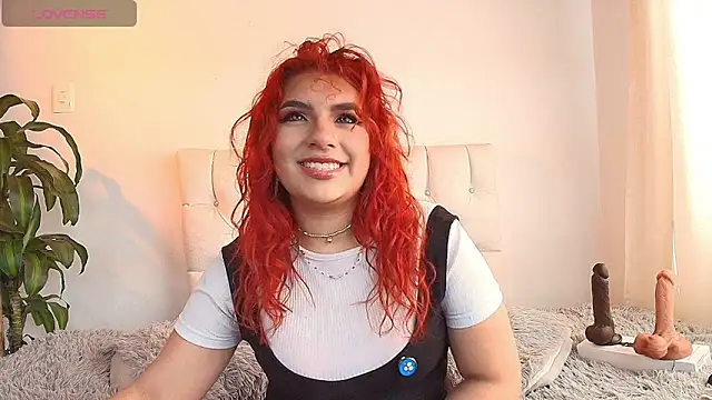 Snapshot of EVE_SOLER chatting on May 6, 2026, 7:29 pm EVE SOLER online show from May 6, 2026, 7:29 pm