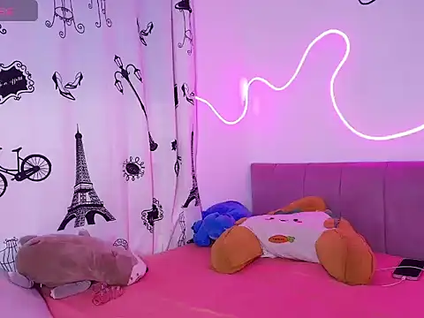 Lilyliv online show from May 28, 2026, 11:21 pm