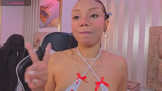 Snapshot of lilith_pink__ chatting on May 20, 2026, 3:47 am lilith pink online show from May 20, 2026, 3:47 am