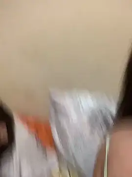 caterinekess online show from May 1, 2026, 4:17 am