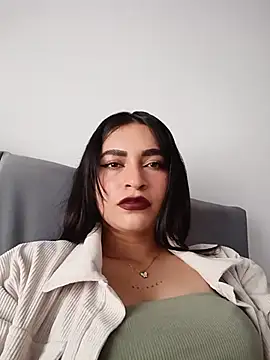 Snapshot of Sky__19 chatting on May 16, 2026, 7:24 pm Sky 19 online show from May 16, 2026, 7:24 pm