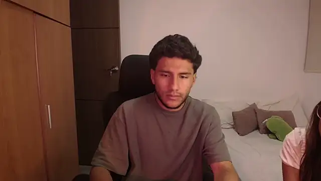 abbyyandmaxx online show from June 19, 2026, 4:18 am