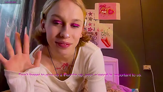 Snapshot of Miss_Amy00 chatting on May 12, 2026, 3:51 pm Miss Amy00 online show from May 12, 2026, 3:51 pm