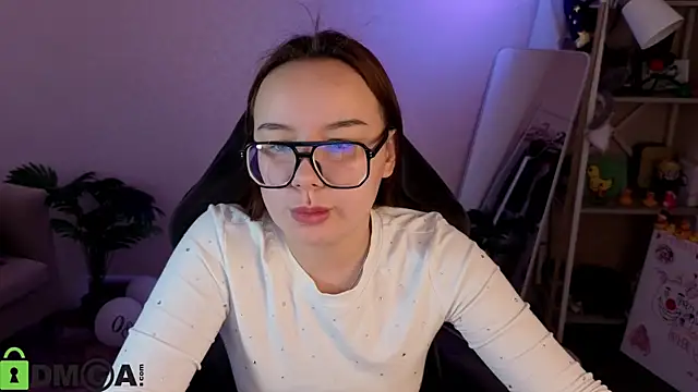 Snapshot of Eva_Cutties chatting on May 9, 2026, 9:34 am Eva Cutties online show from May 9, 2026, 9:34 am