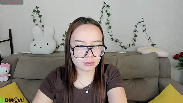 Snapshot of Eva_Cutties chatting on May 19, 2026, 9:27 am Eva Cutties online show from May 19, 2026, 9:27 am