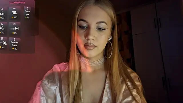 Snapshot of Katrinethequeen chatting on June 18, 2026, 4:56 pm Katrinethequeen online show from June 18, 2026, 4:56 pm