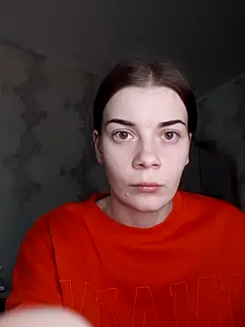 LunaAdika777 online show from May 2, 2026, 12:32 pm
