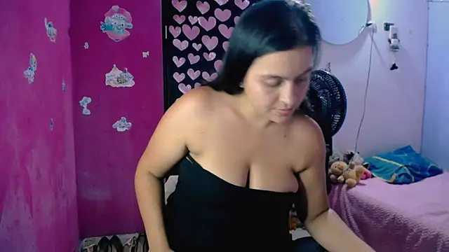 Kiara tits online show from May 29, 2026, 1:33 am