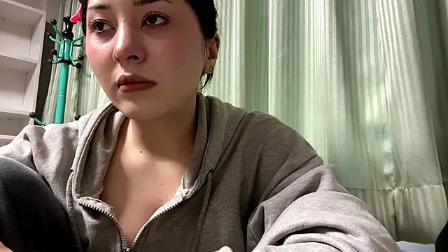 Sonata Asky online show from May 25, 2026, 7:29 am