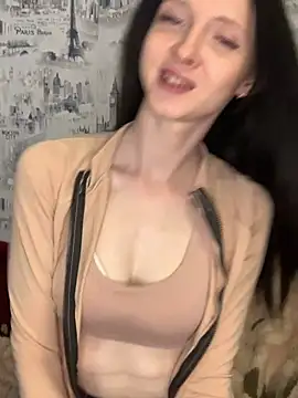 Mila Stars online show from May 18, 2026, 9:03 am