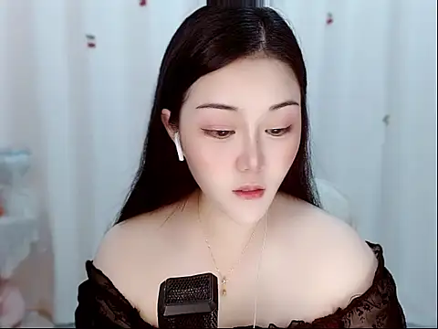 Amy-cnbaby online show from May 10, 2026, 1:31 am