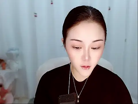 Amy-cnbaby online show from June 6, 2026, 1:33 am