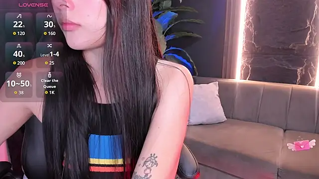 Snapshot of Aili_queen chatting on July 3, 2026, 1:50 pm Aili queen online show from July 3, 2026, 1:50 pm