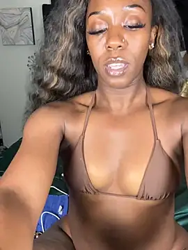 IvyLuxxxe online show from June 11, 2026, 3:14 am