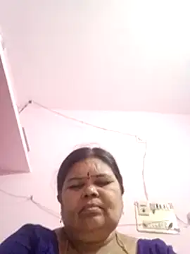 Snapshot of dheepika11 chatting on May 6, 2026, 6:17 am dheepika11 online show from May 6, 2026, 6:17 am