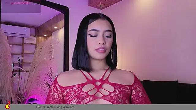 Chloe monroee online show from July 29, 2026, 3:39 am