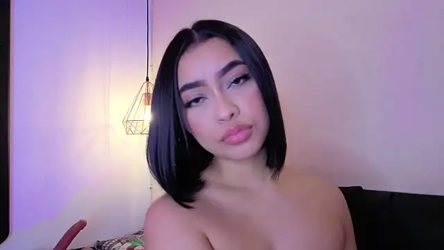 Chloe monroee online show from June 25, 2026, 5:12 am