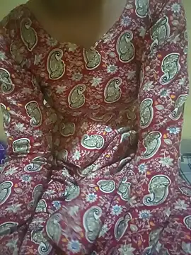 Snapshot of Seema_yadav01 chatting on May 1, 2026, 5:45 am Seema yadav01 online show from May 1, 2026, 5:45 am