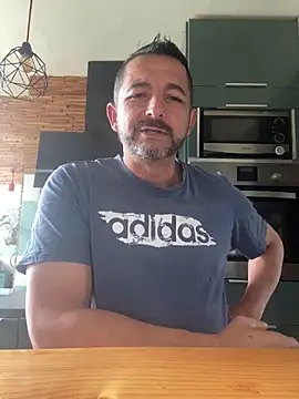 daddy3945 online show from May 3, 2026, 10:31 am