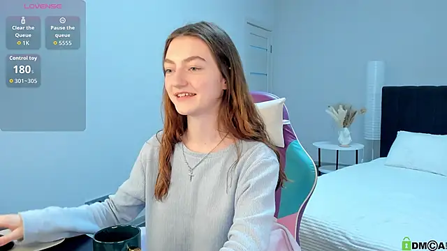 Snapshot of Valenora1 chatting on June 2, 2026, 10:59 am Valenora1 online show from June 2, 2026, 10:59 am
