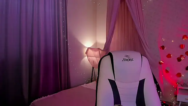 Elvienne online show from July 11, 2026, 3:07 am