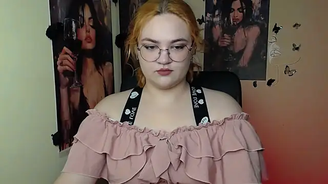 Snapshot of RinaRiii chatting on May 15, 2026, 12:25 pm RinaRiii online show from May 15, 2026, 12:25 pm