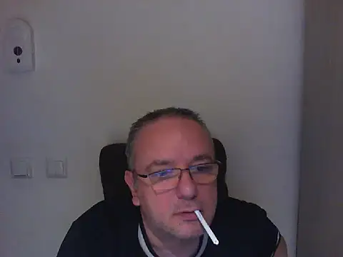 Snapshot of GeorgeCarlo chatting on April 30, 2026, 6:26 pm GeorgeCarlo online show from April 30, 2026, 6:26 pm