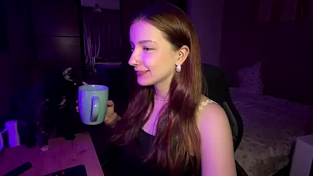 Snapshot of Stella_Rass chatting on June 13, 2026, 4:27 pm Stella Rass online show from June 13, 2026, 4:27 pm