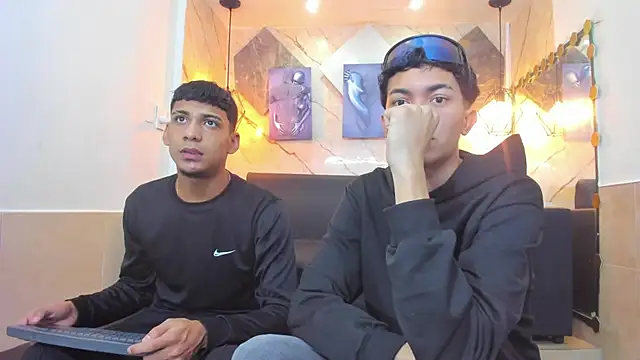 Snapshot of Yeff_26 chatting on July 16, 2026, 11:29 am Yeff 26 online show from July 16, 2026, 11:29 am