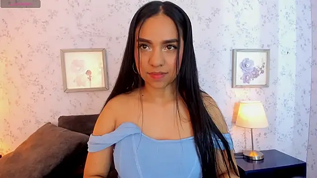 Snapshot of Dulcerouss__ chatting on May 6, 2026, 11:47 am Dulcerouss online show from May 6, 2026, 11:47 am