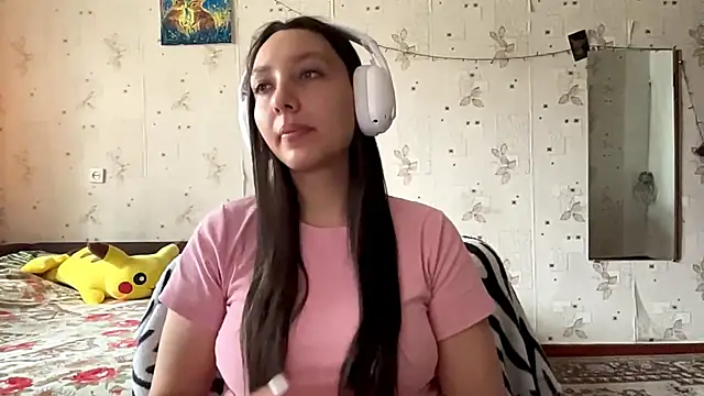 Snapshot of SheeringGape chatting on May 10, 2026, 2:26 am SheeringGape online show from May 10, 2026, 2:26 am