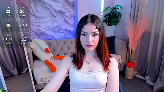 Lonny Peach online show from June 13, 2026, 3:04 am