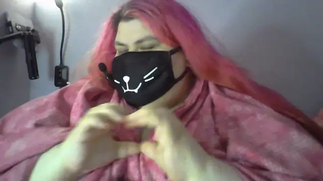 Snapshot of Lady_KitsuneBIG chatting on May 11, 2026, 5:54 pm Lady KitsuneBIG online show from May 11, 2026, 5:54 pm