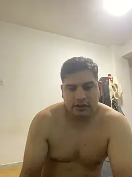 MenSexPeru online show from May 5, 2026, 5:54 am