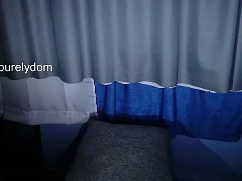 purelydom  online show from May 22, 2026, 8:12 am