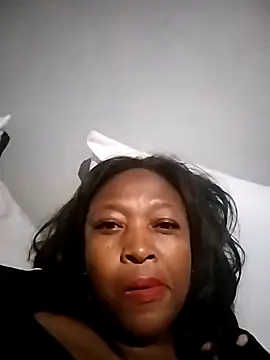 Snapshot of Rose2life chatting on May 10, 2026, 7:05 pm Rose2life online show from May 10, 2026, 7:05 pm