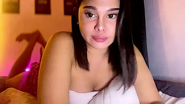 Sassalillyx online show from May 26, 2026, 11:52 am