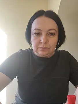 Snapshot of EmmaEmmy40 chatting on May 29, 2026, 5:57 am EmmaEmmy40 online show from May 29, 2026, 5:57 am