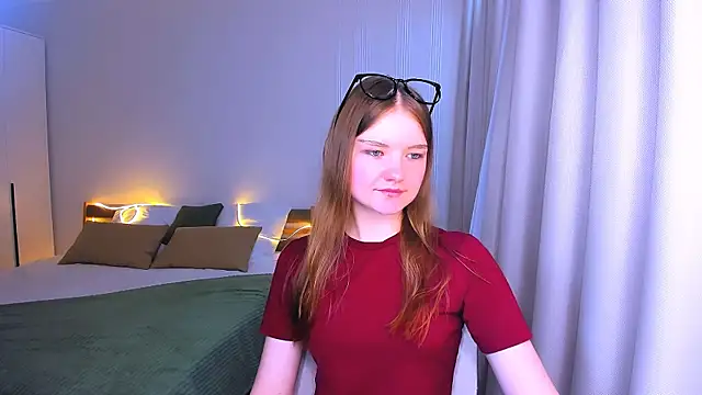 Snapshot of LookEva chatting on June 10, 2026, 4:13 am LookEva online show from June 10, 2026, 4:13 am