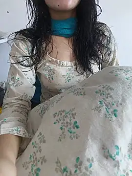 zoya baby  online show from July 4, 2026, 4:08 am