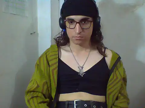 LaCuerva online show from May 15, 2026, 4:49 pm